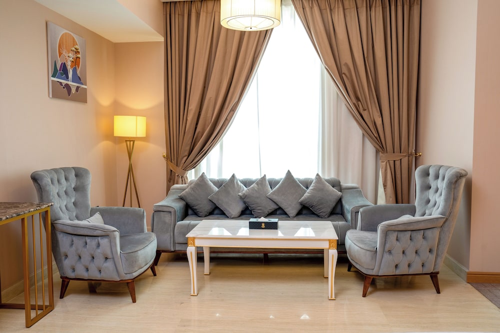 La Zona Continental Hotel 46/65