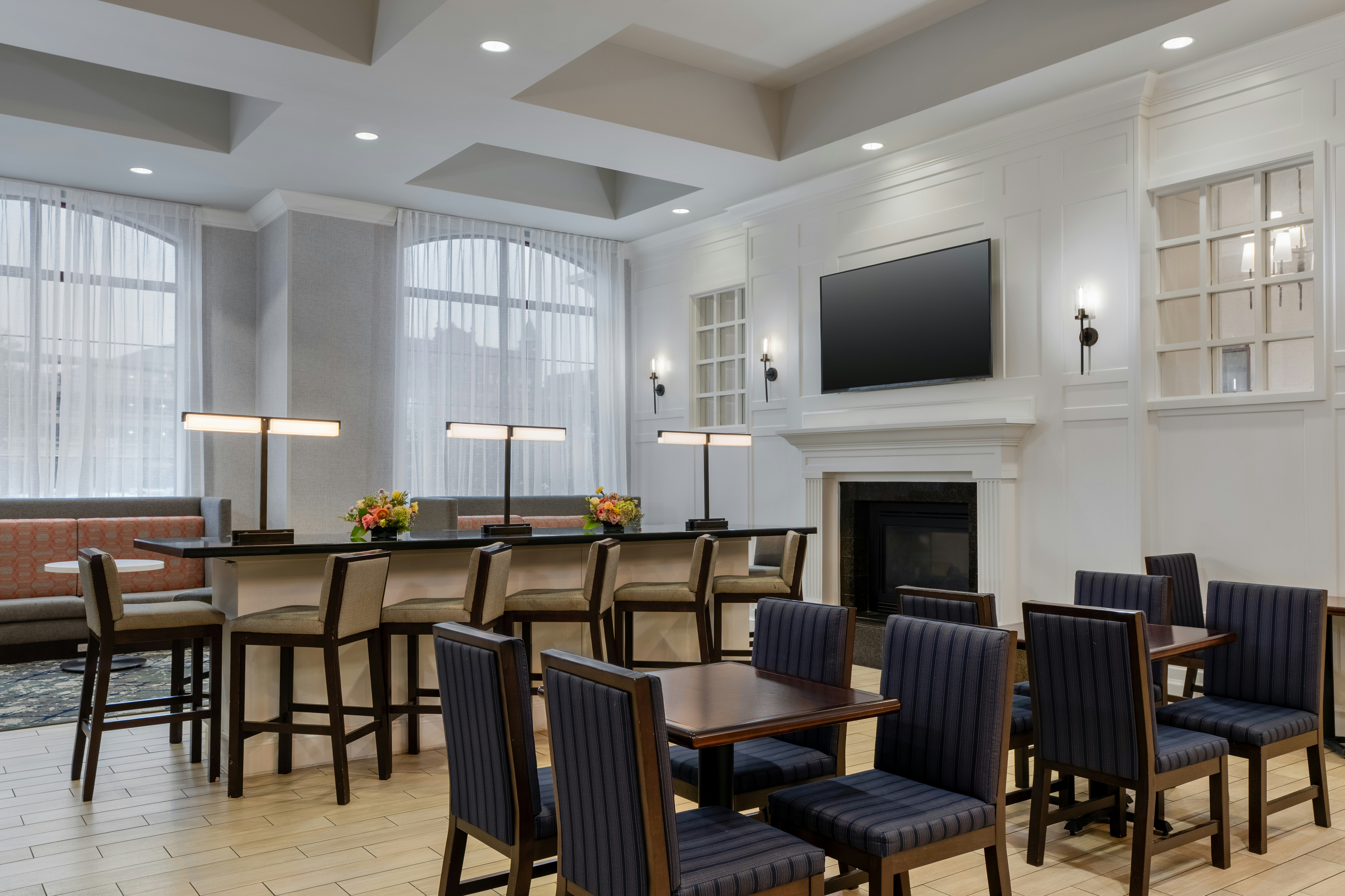 Hampton Inn Suites Albany Downtown 52/55