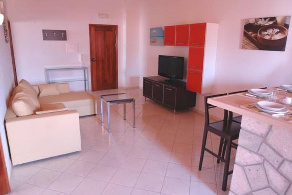 Nautilus Aparthotel 30/46