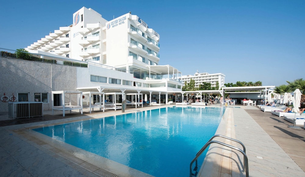 Silver Sands Beach Hotel 45/50