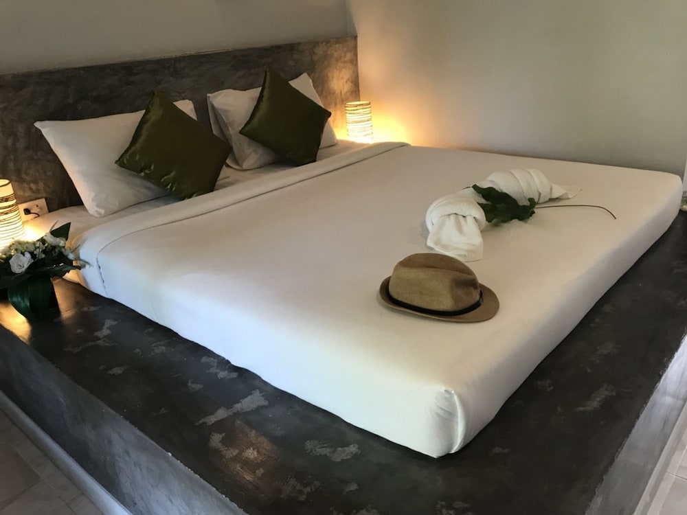 Baan Suan Rim Klong 31/63