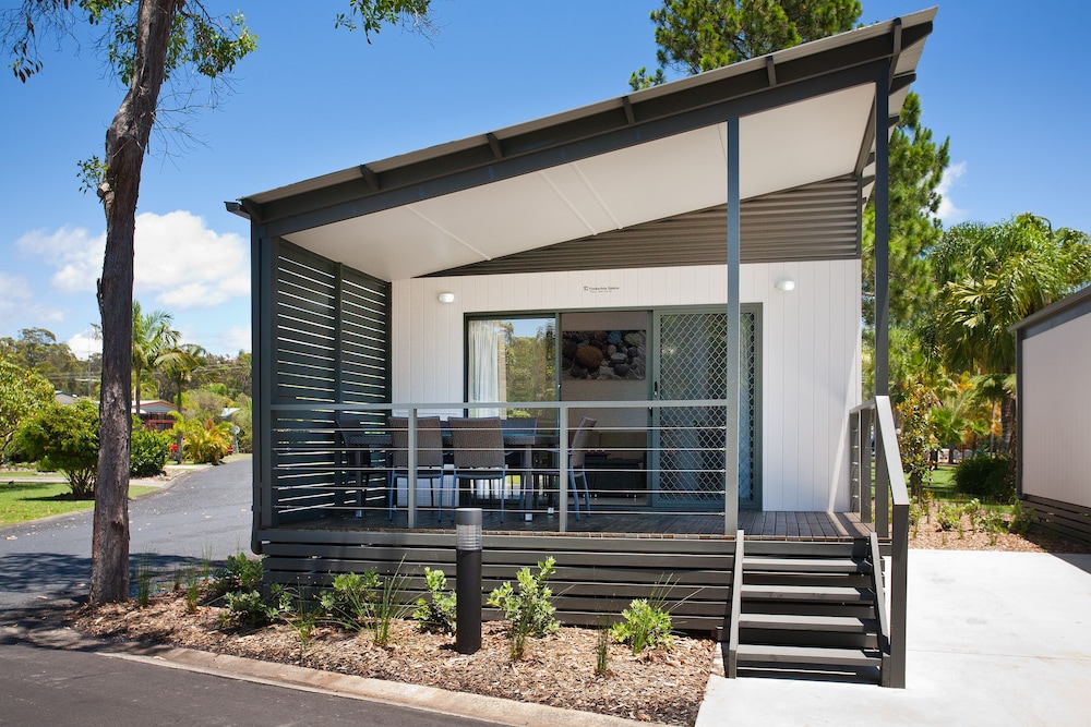 Gateway Lifestyle Lorikeet 3/22