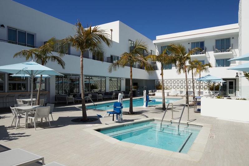 Courtyard by Marriott Santa Barbara Downtown 16/16