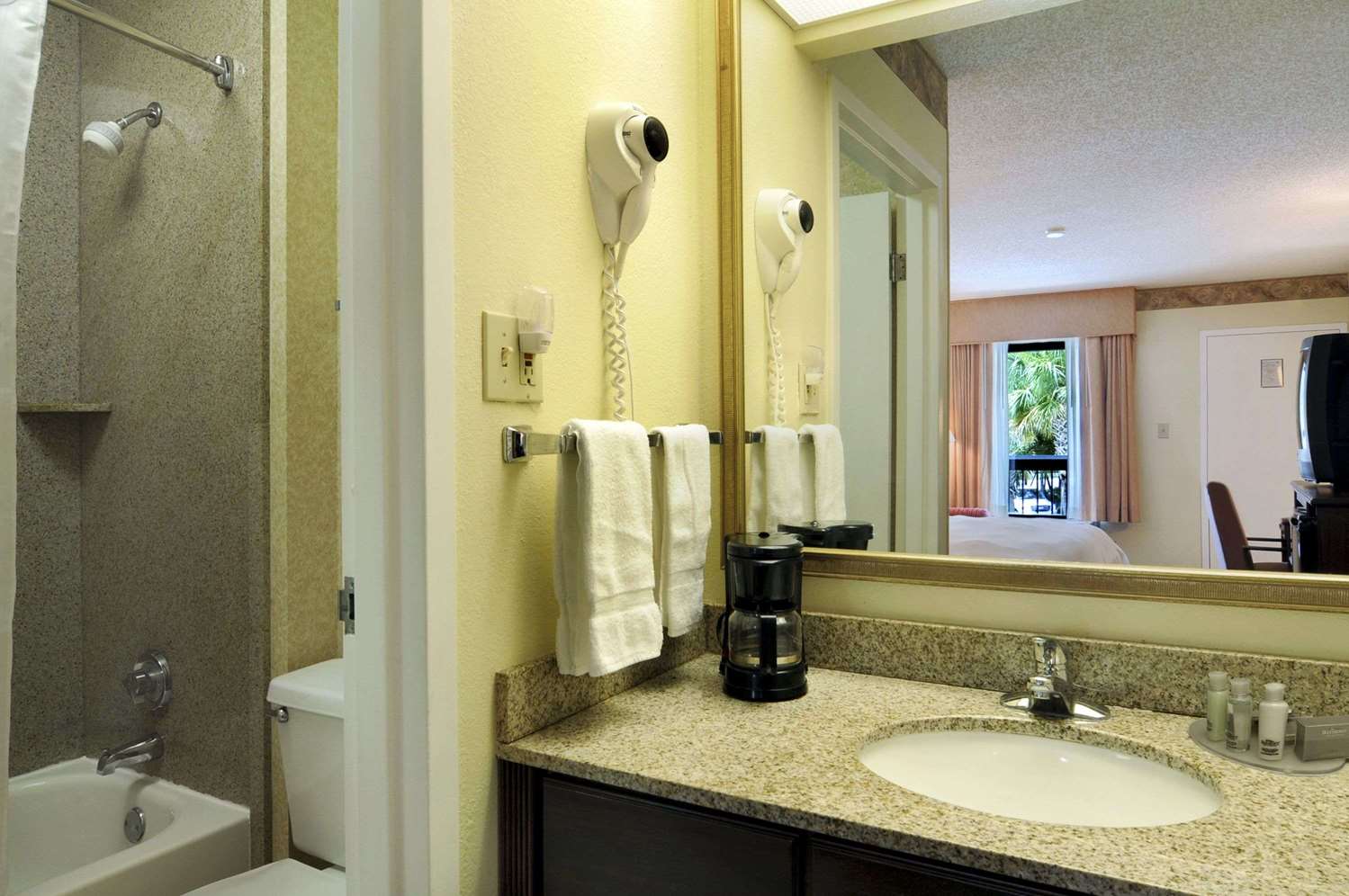 Baymont by Wyndham Tallahassee 44/50