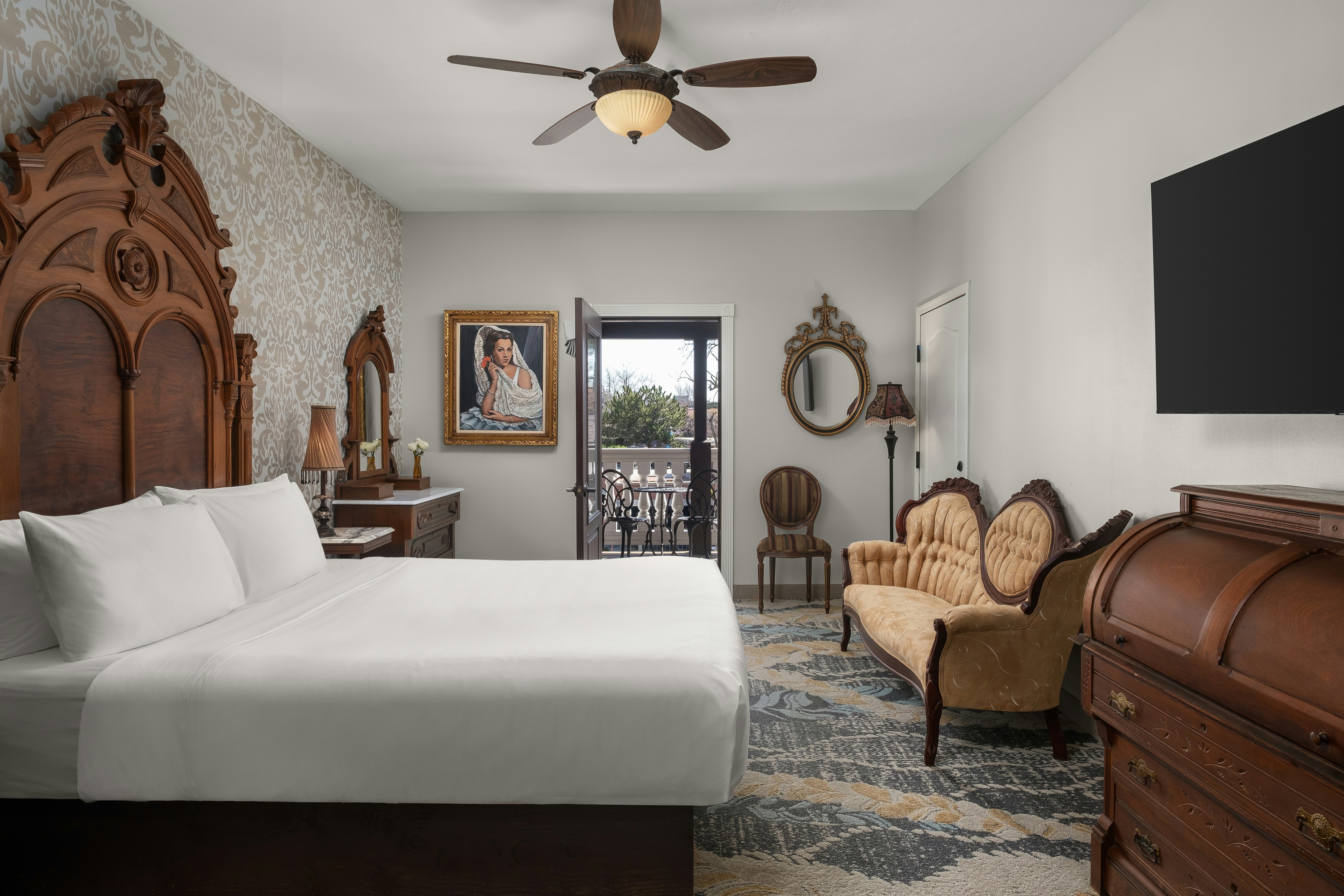 Room, King Bed, Balcony