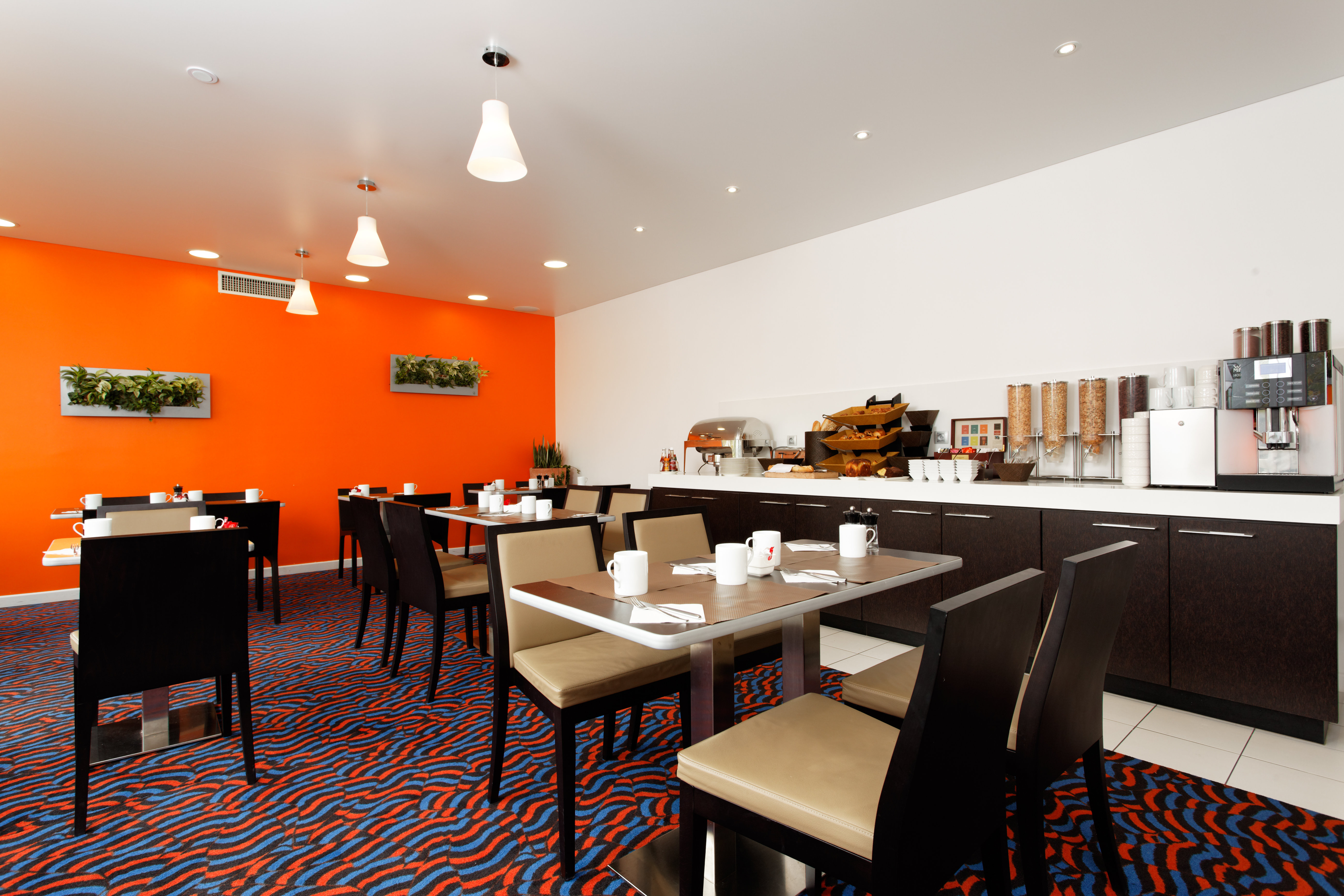 Holiday Inn Express Strasbourg-Sud 42/68