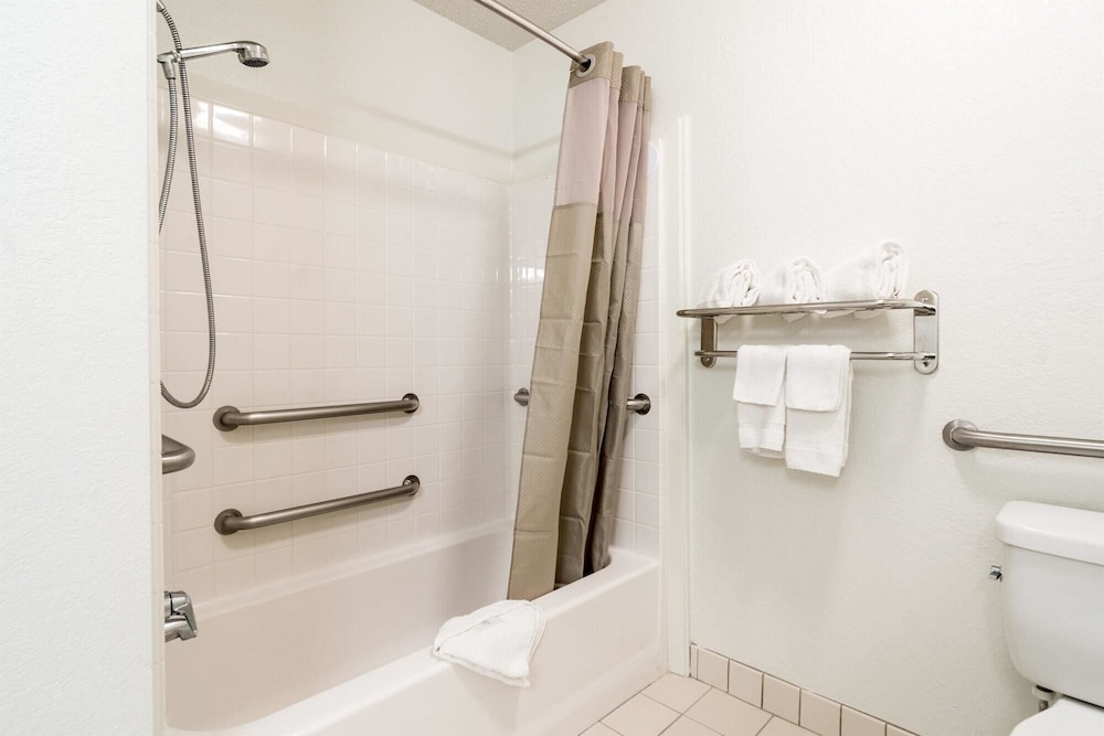 Studio6 Plano, TX - Dallas - Plano Medical Center 59/60