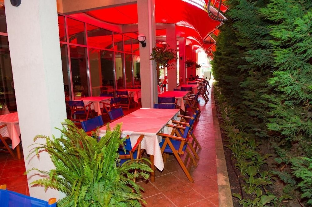 Ivana Palace 42/47