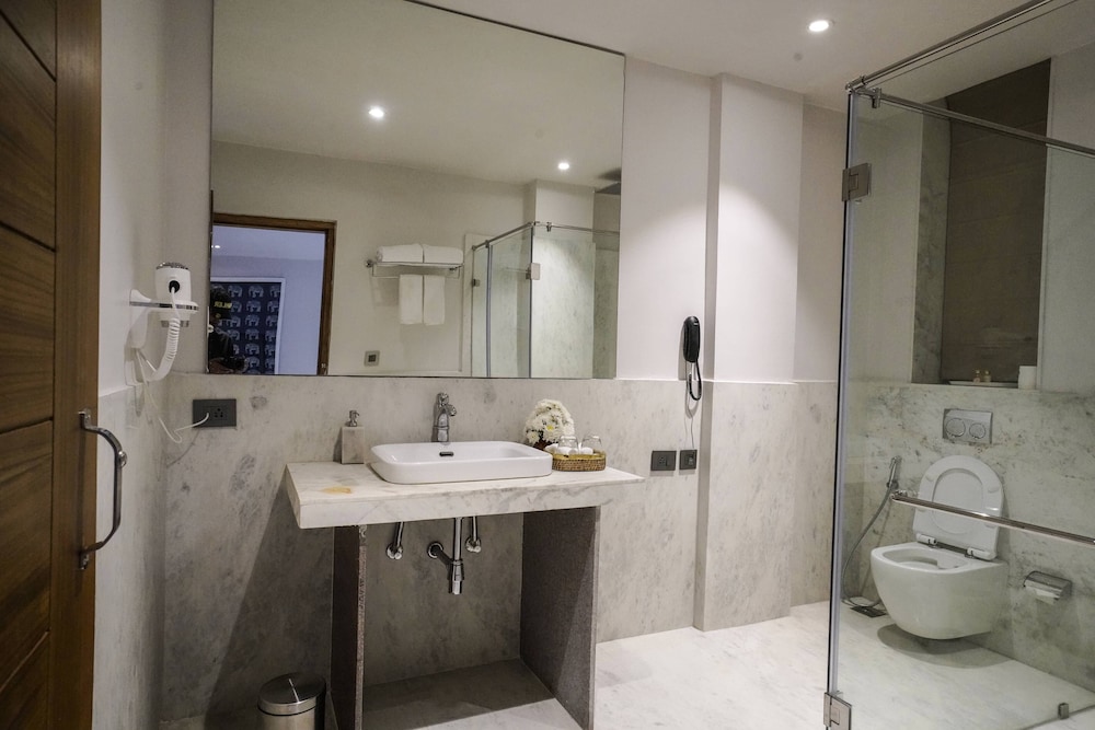 Brij Nest Suites, Jaipur 44/46