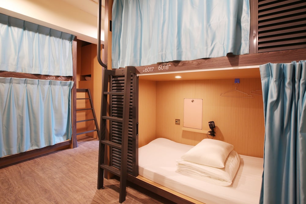 Loosha Hostel 32/69