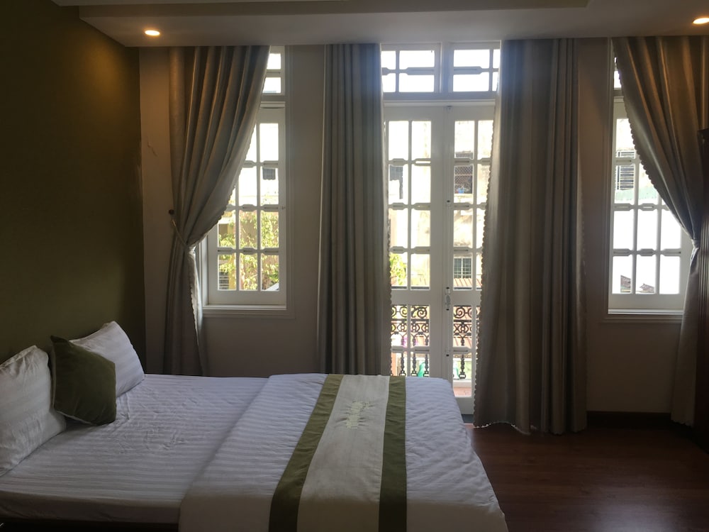 Phuong Quang Hotel 9/19