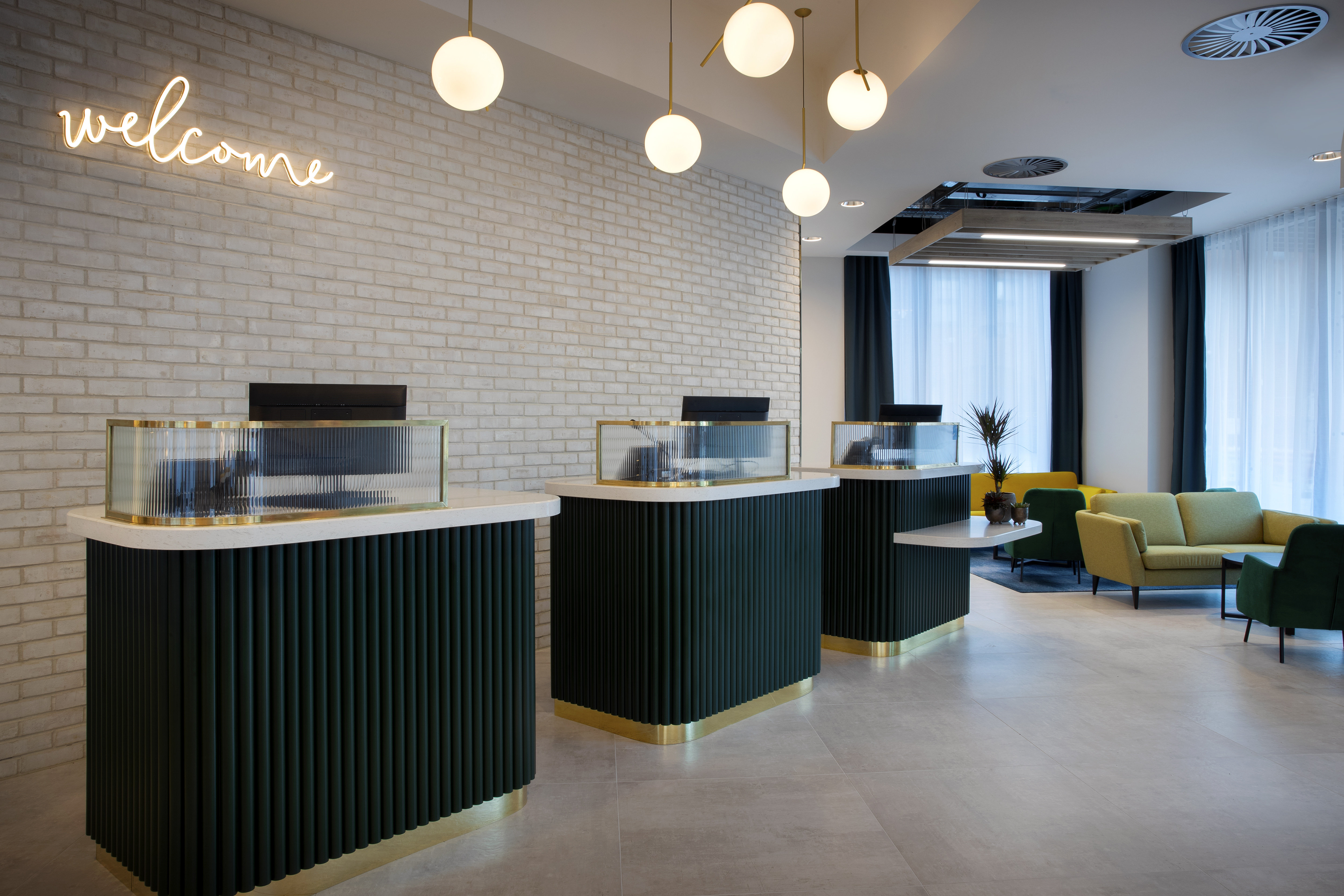 Lobby at Leonardo Hotel Bristol City, BRISTOL