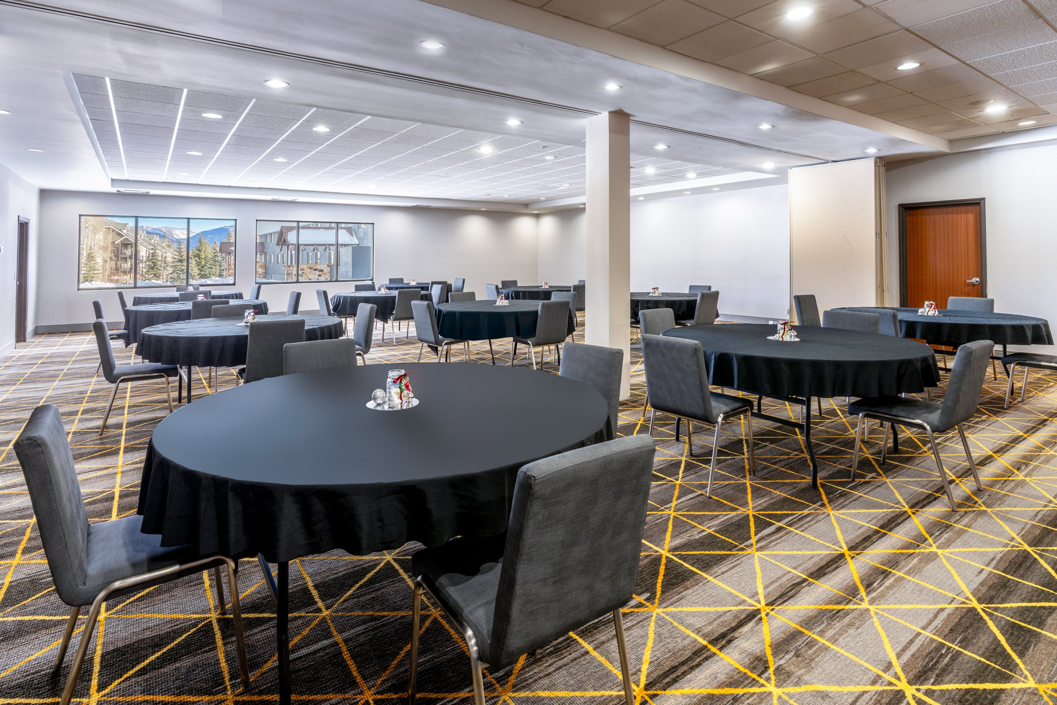 Holiday Inn Friso by IHG 54/68