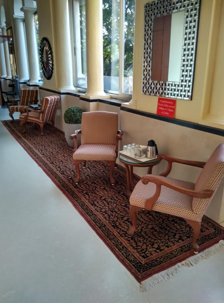 Hotel Elphinstone Annexe 33/53