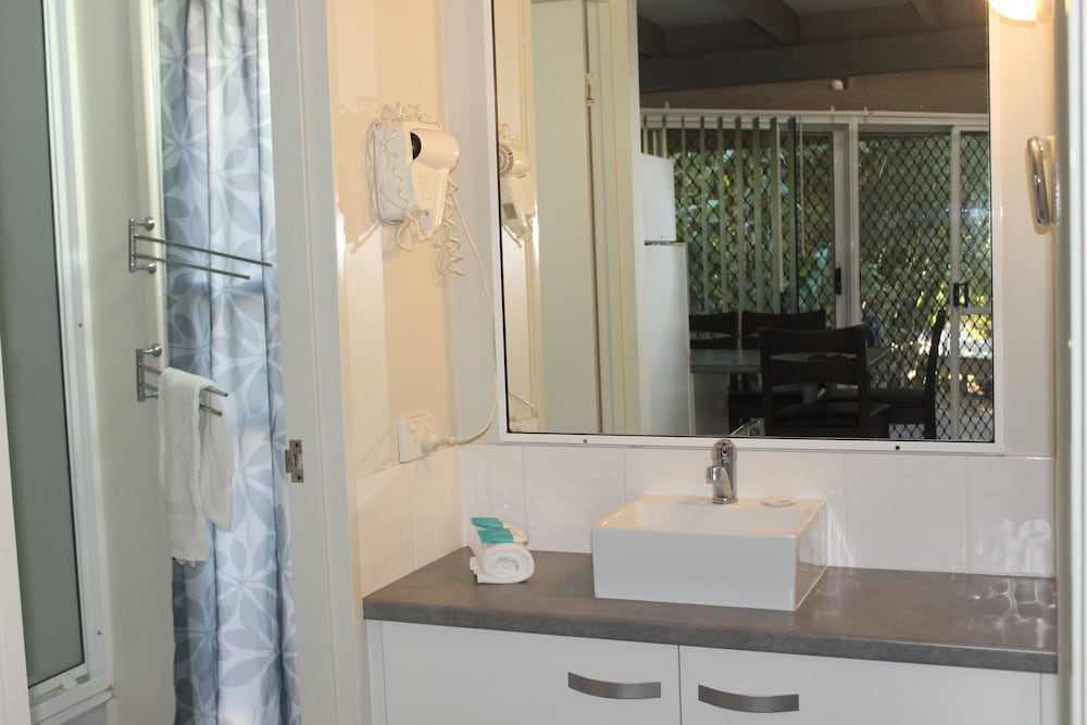 Kellys Beach Resort 46/49