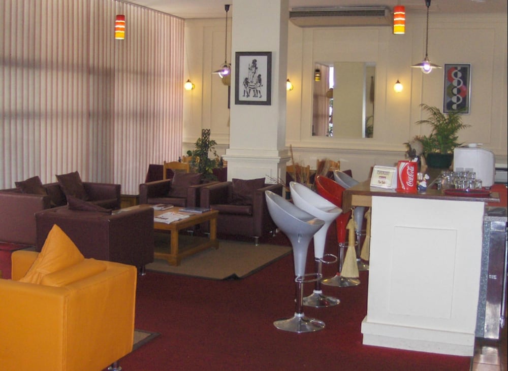 Arcadia Hotel 18/40