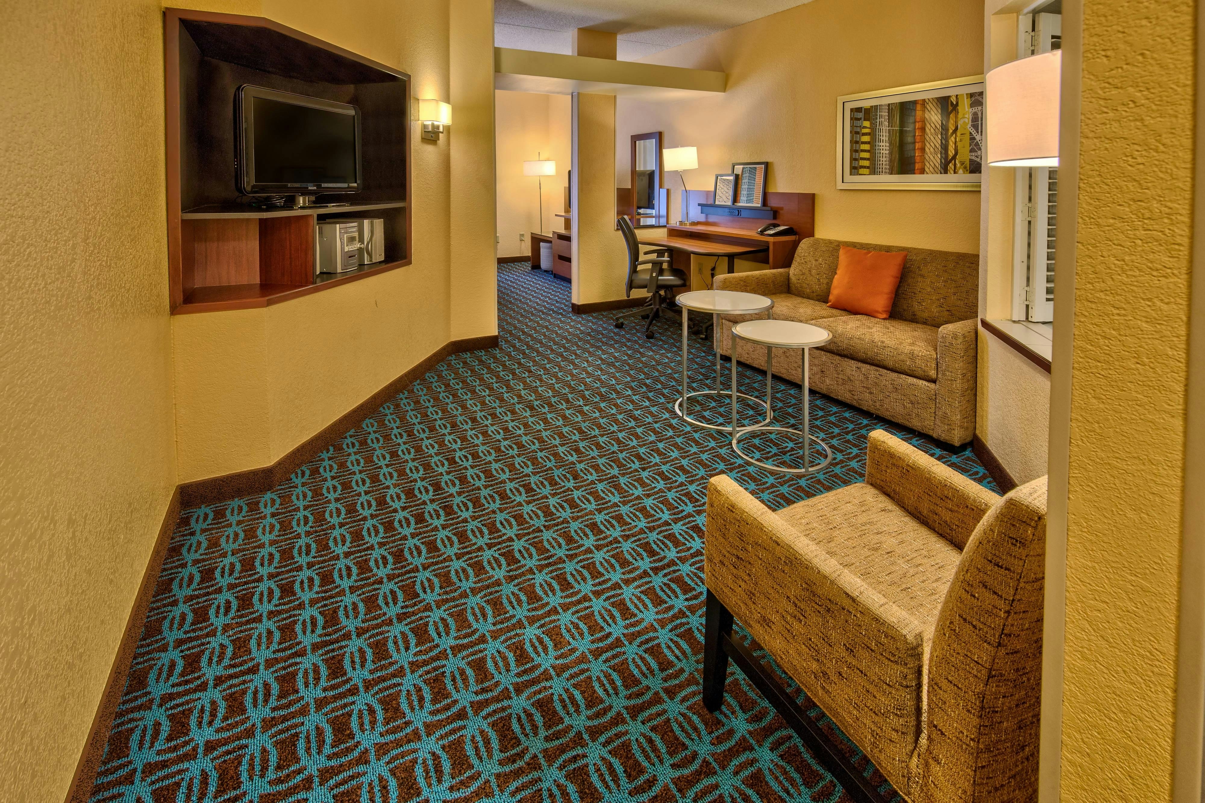 Fairfield Inn And Suites Russellville 19/30