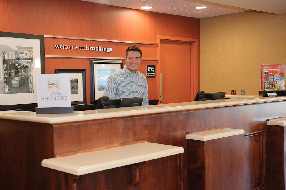 Lobby at HAMPTON INN SUITES BROOKINGS, BROOKINGS - SD