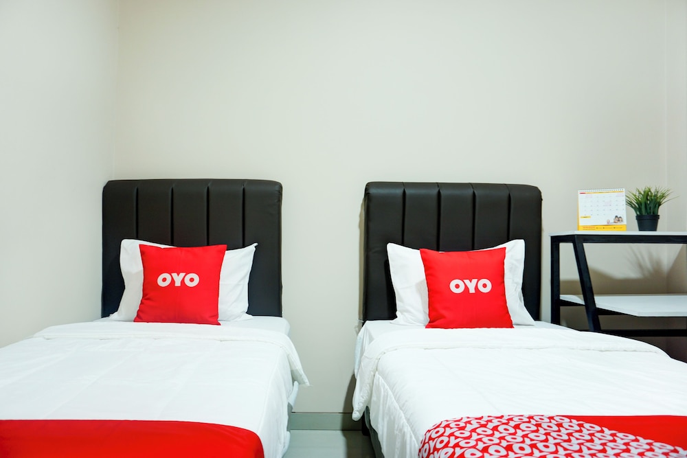 Deluxe, Twin Beds