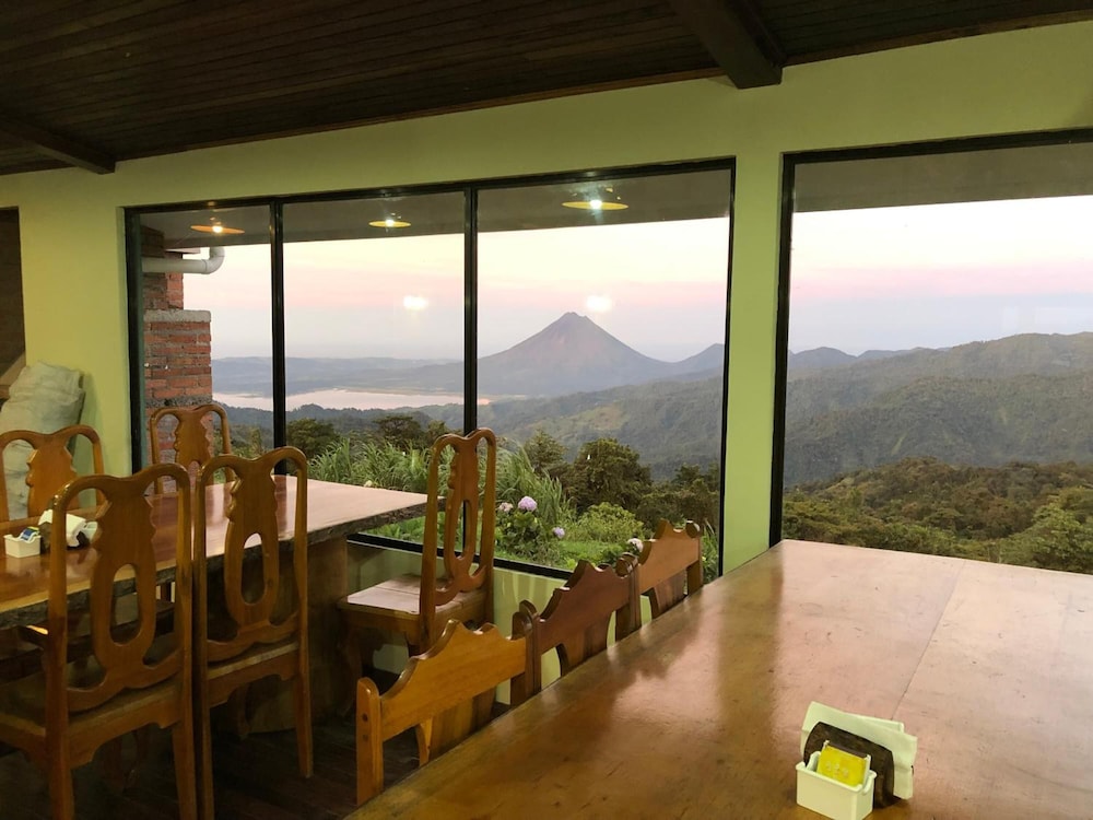 Vista Verde Lodge 16/50