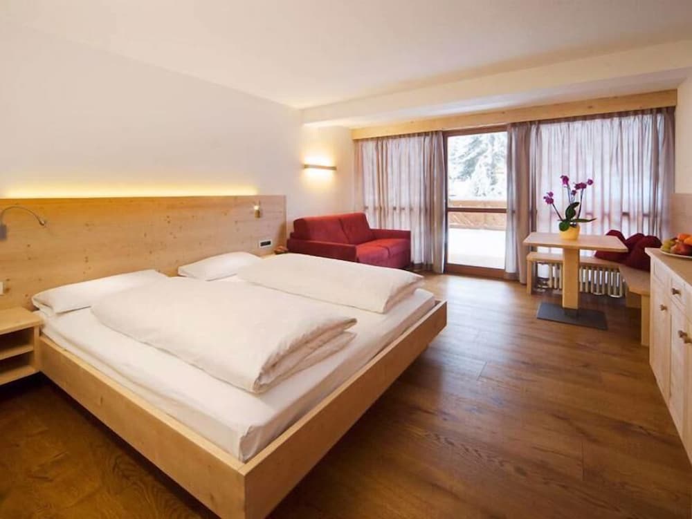 Hotel Ladinia 9/50