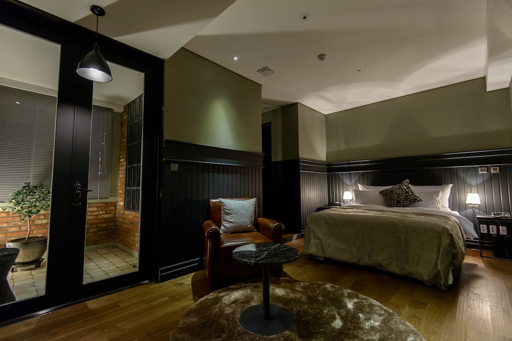 JB Design Hotel 31/77