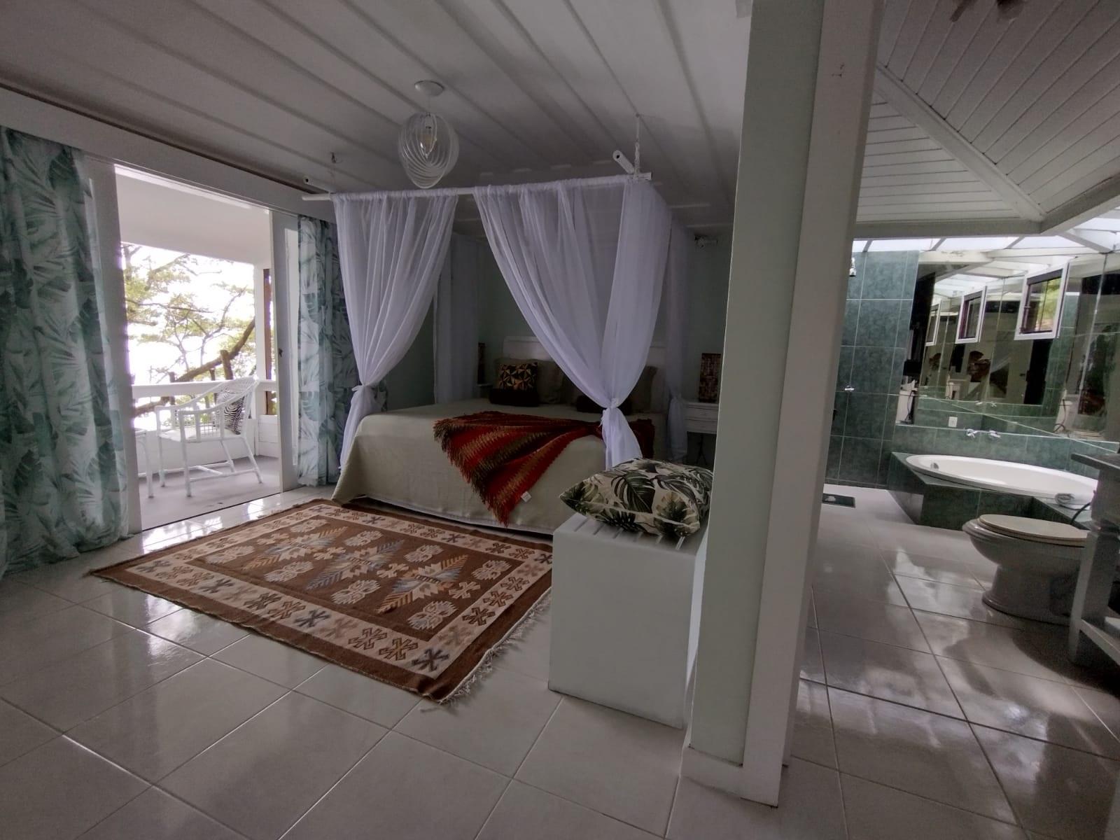 Master, Suite, Sea View