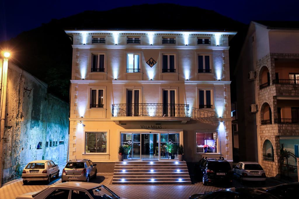 VILLA MILAS 2/22