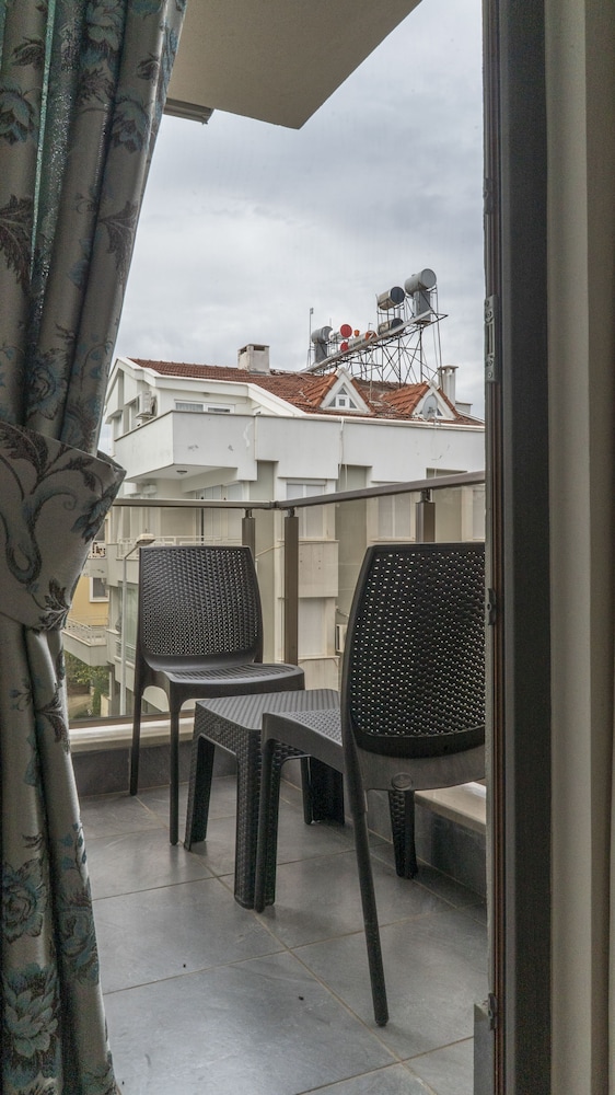 Mic Royal Hotel 39/50