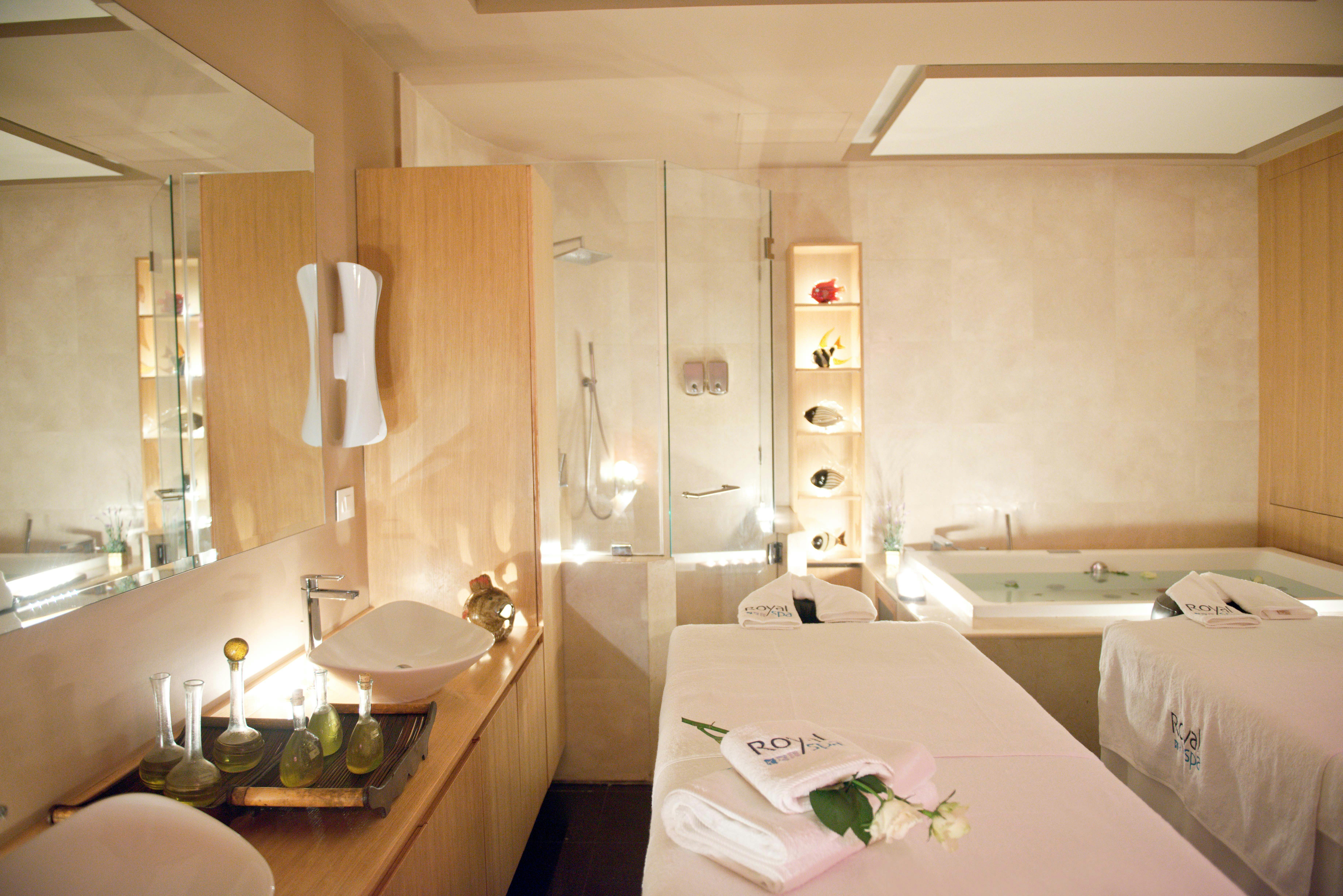 Le Royal Hotel Beirut 33/33