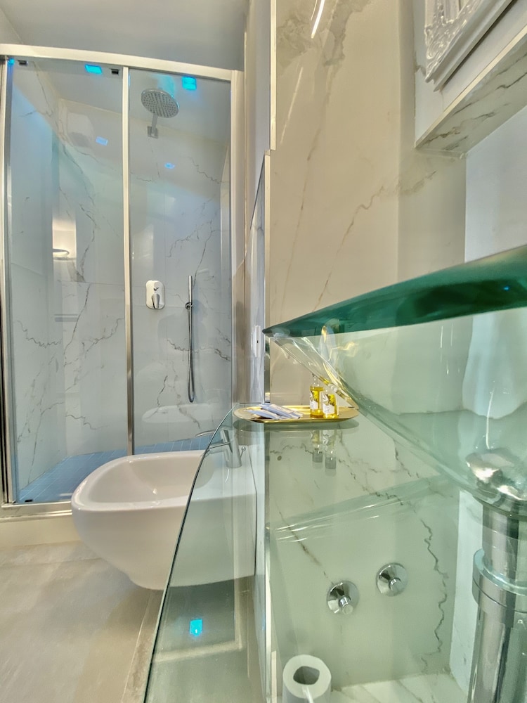 Giovanni Rooms Manarola 22/49
