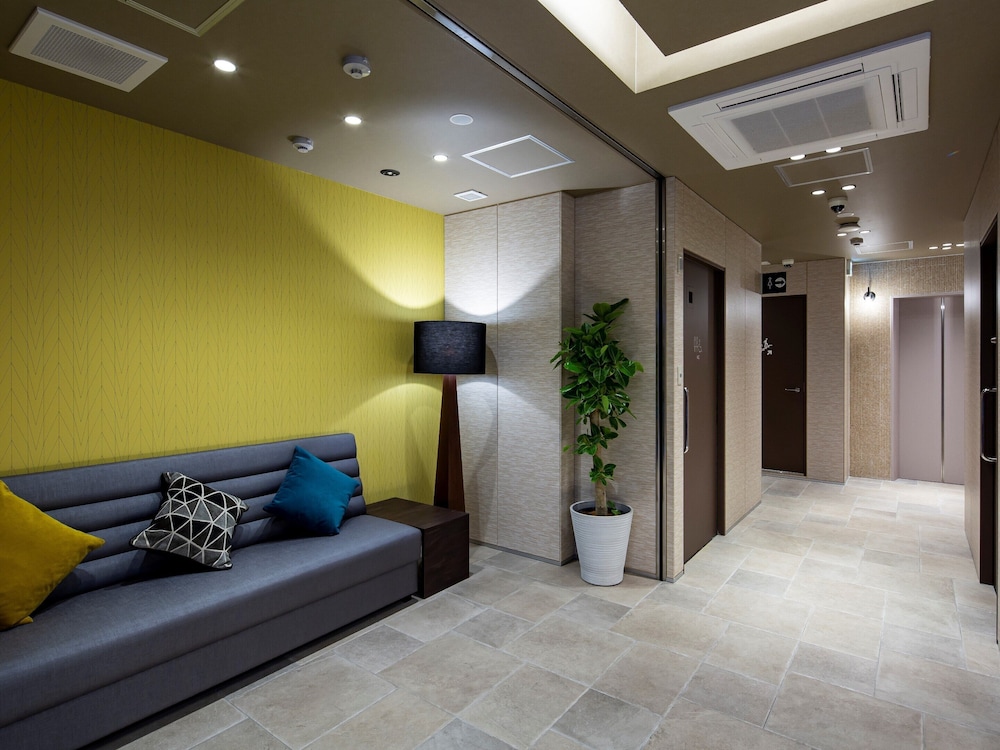 Hotel Reference Tenjin III 9/15