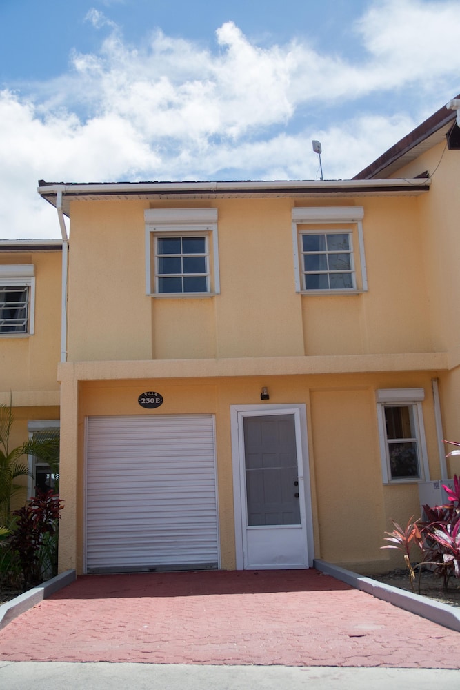 HBK Villa Rentals 2/36