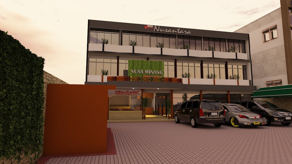 Hotel Nusantara Indah Syariah 43/48