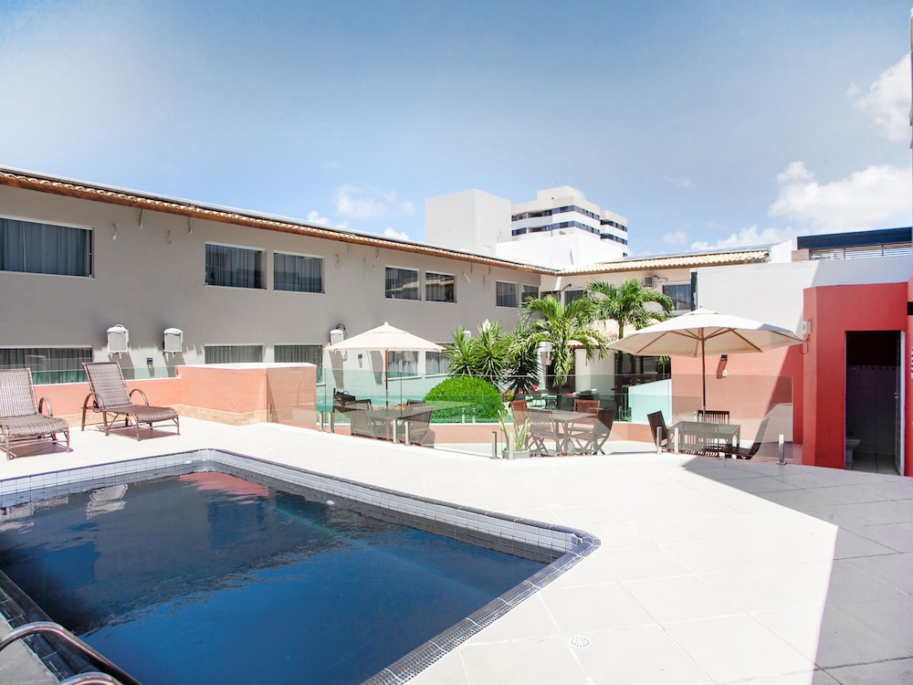 OYO Alto Da Praia Hotel, Aracaju 3/40