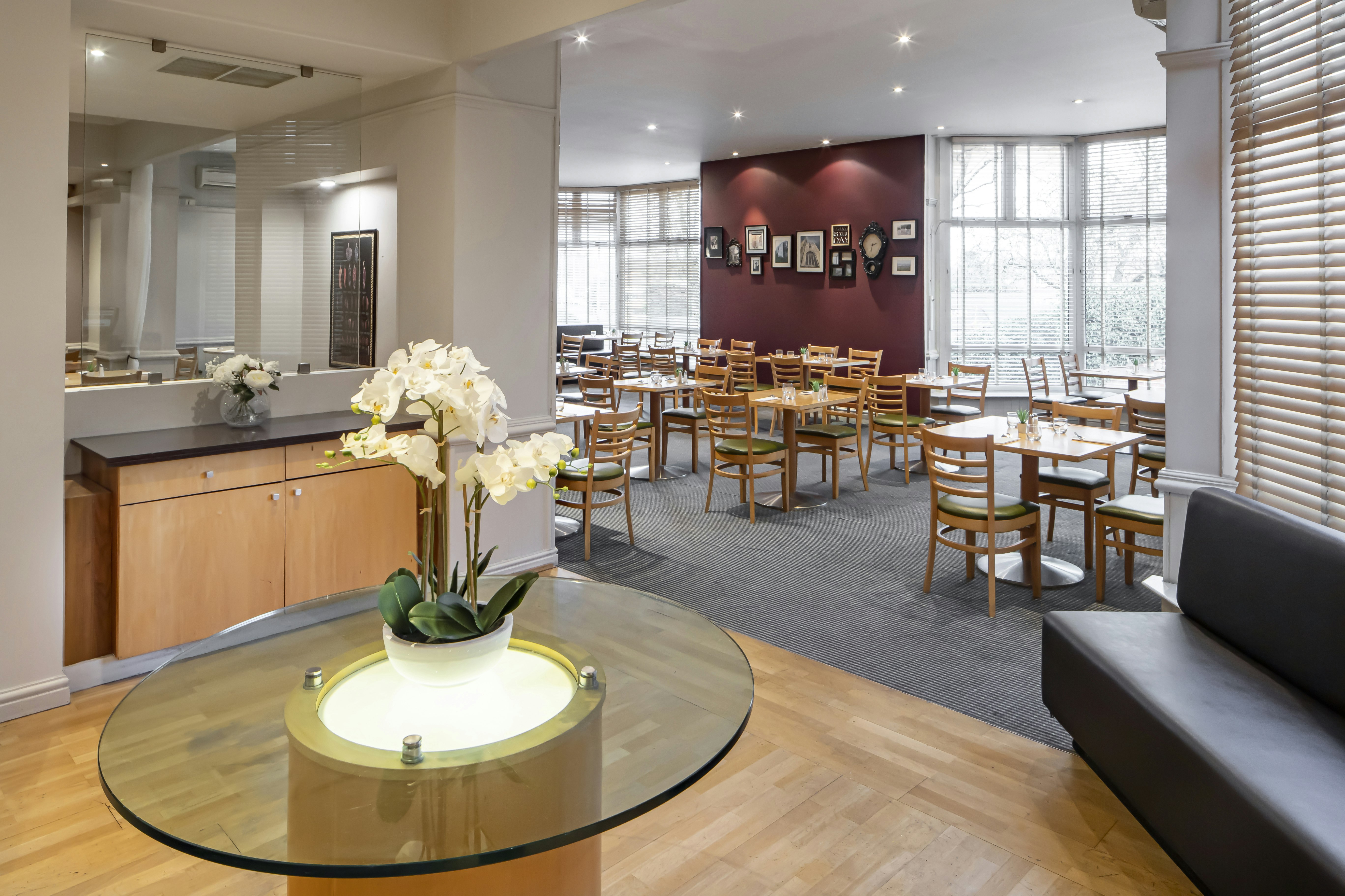 HOLIDAY INN BASINGSTOKE 21/45