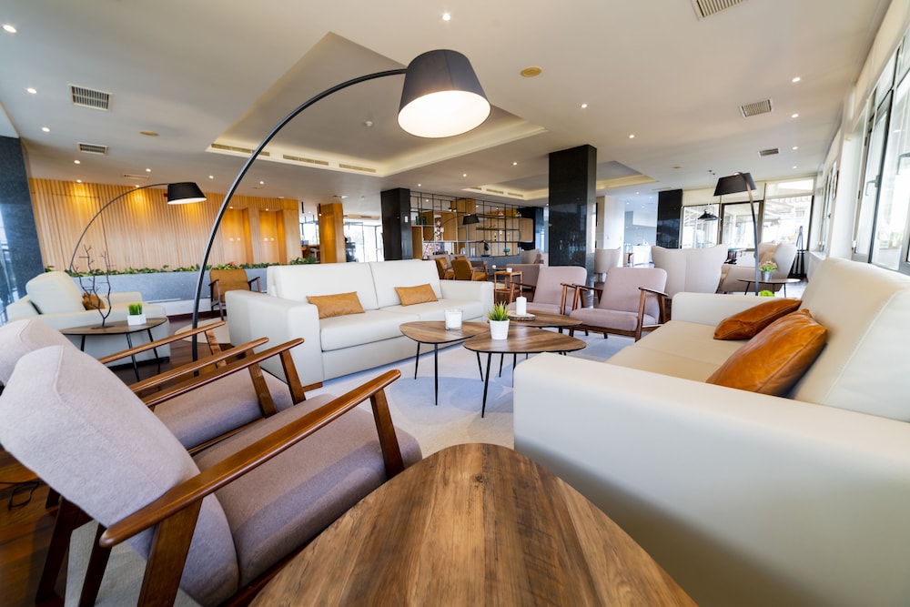 Melia Castelo Branco 47/68