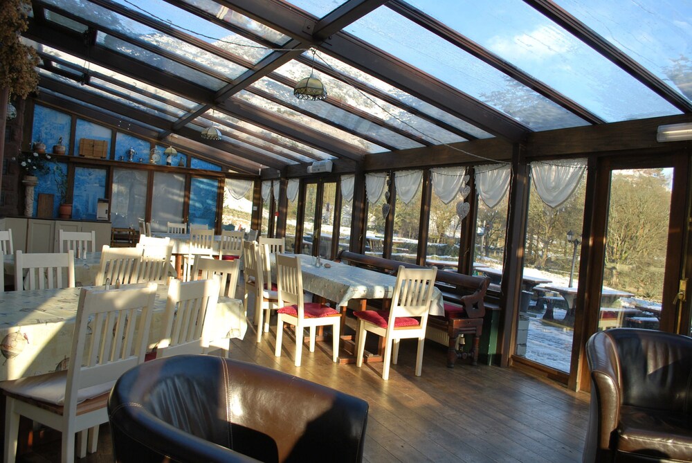 Sun Hotel 34/46