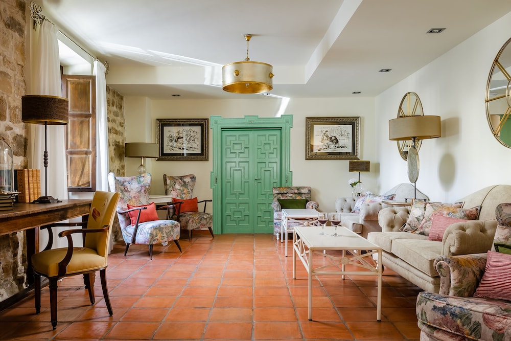 La Casona del Arco 42/60