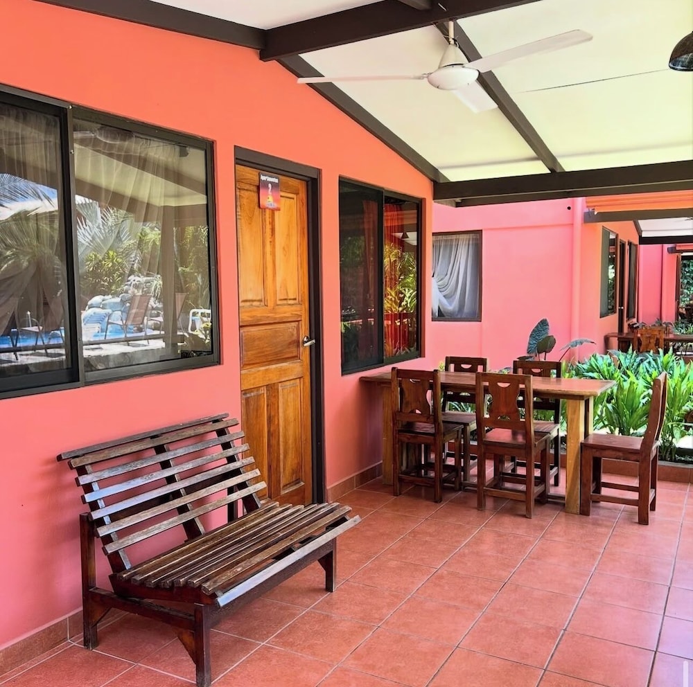 Hotel Los Ranchos 30/50