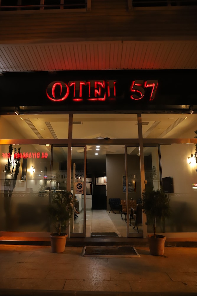 Otel 57 2/50