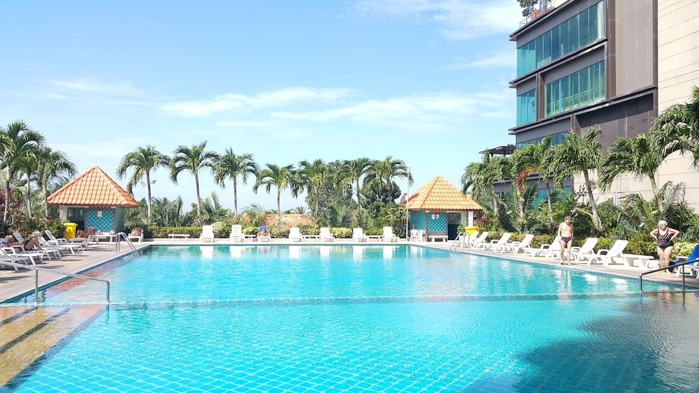 Vtsix Condo Rentals at View Talay 6 Pattaya 36/71