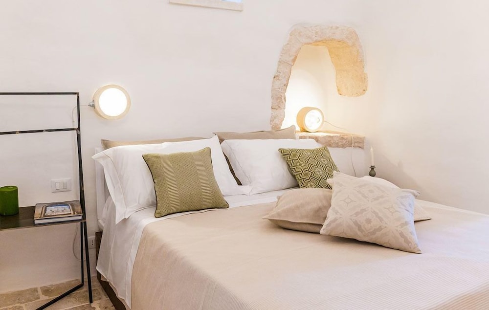 Borgo Canonica 18/50