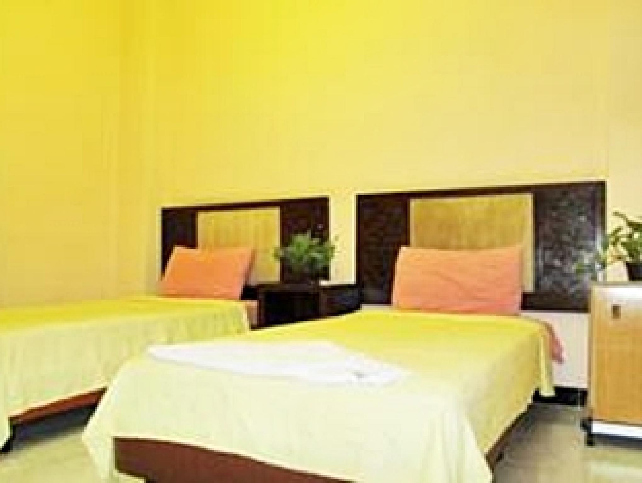 Room, Double Bed, Shared Bathroom