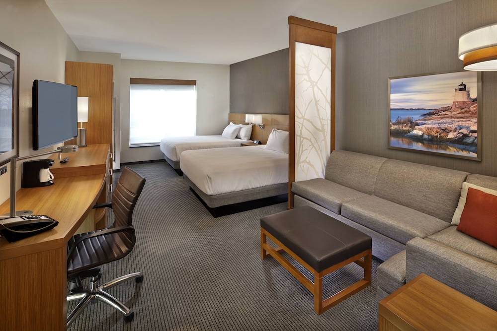 Hyatt Place Warwick/Providence Airport 40/58