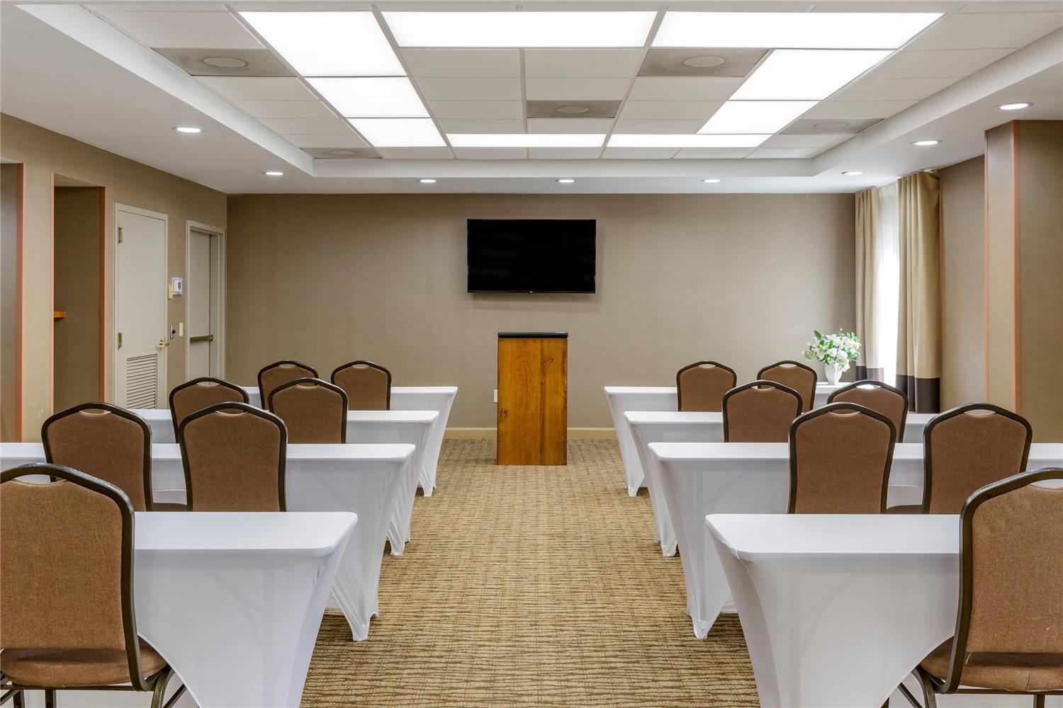 Comfort Inn Greensboro - Kernersville 19/32