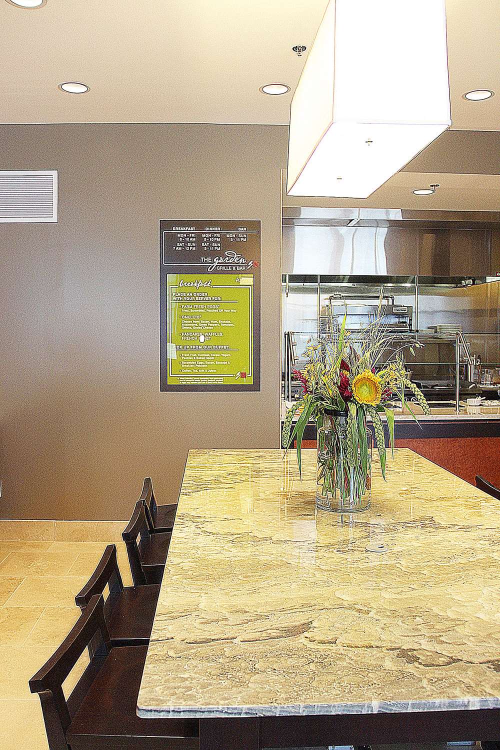restaurant cafeteria