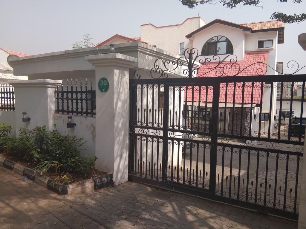 Jat Suites 1/5