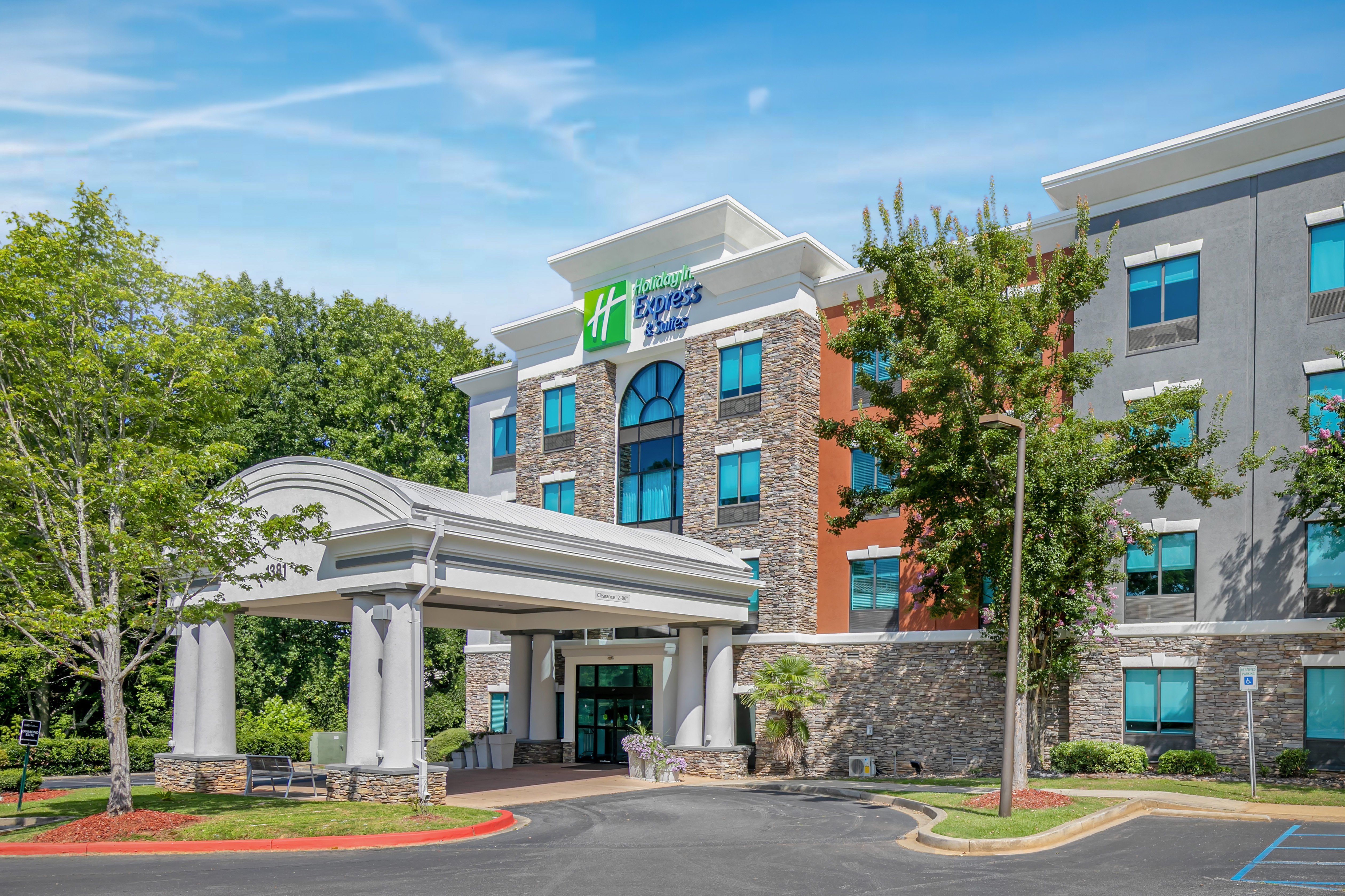 Holiday Inn Express & Suites Clemson - Univ Area 75/82