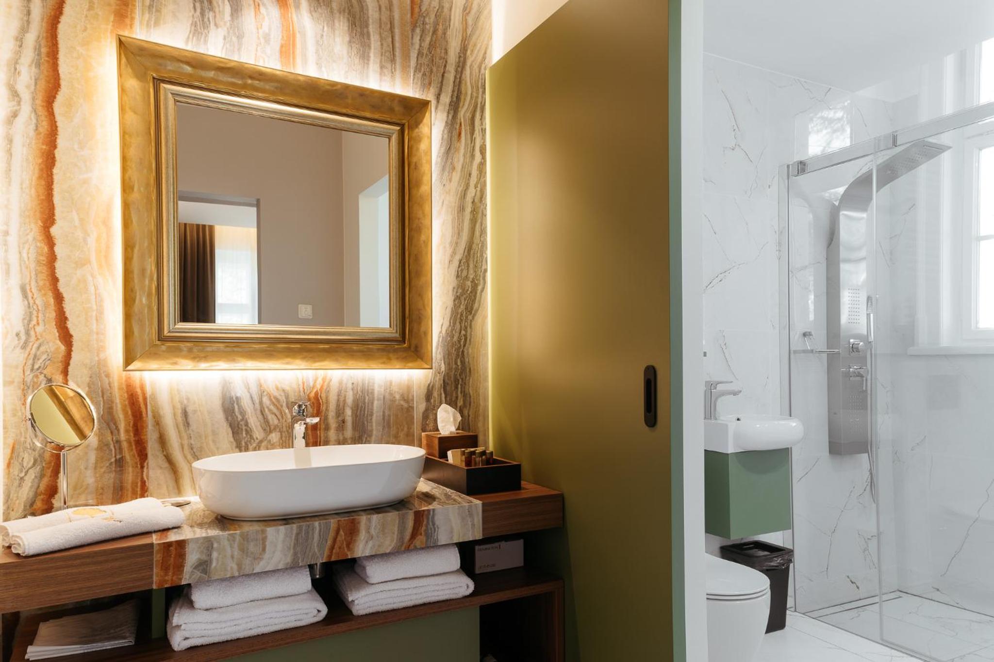 Superior, Twin Beds, HOTEL PARK - TERME DOBRNA 5/7